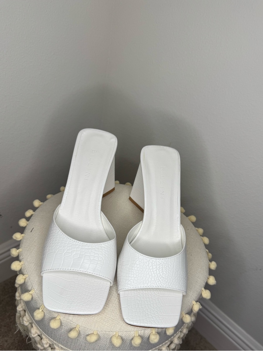 New in Box Billini Open-Toe Sandal with Triangular Block Heel Size 8